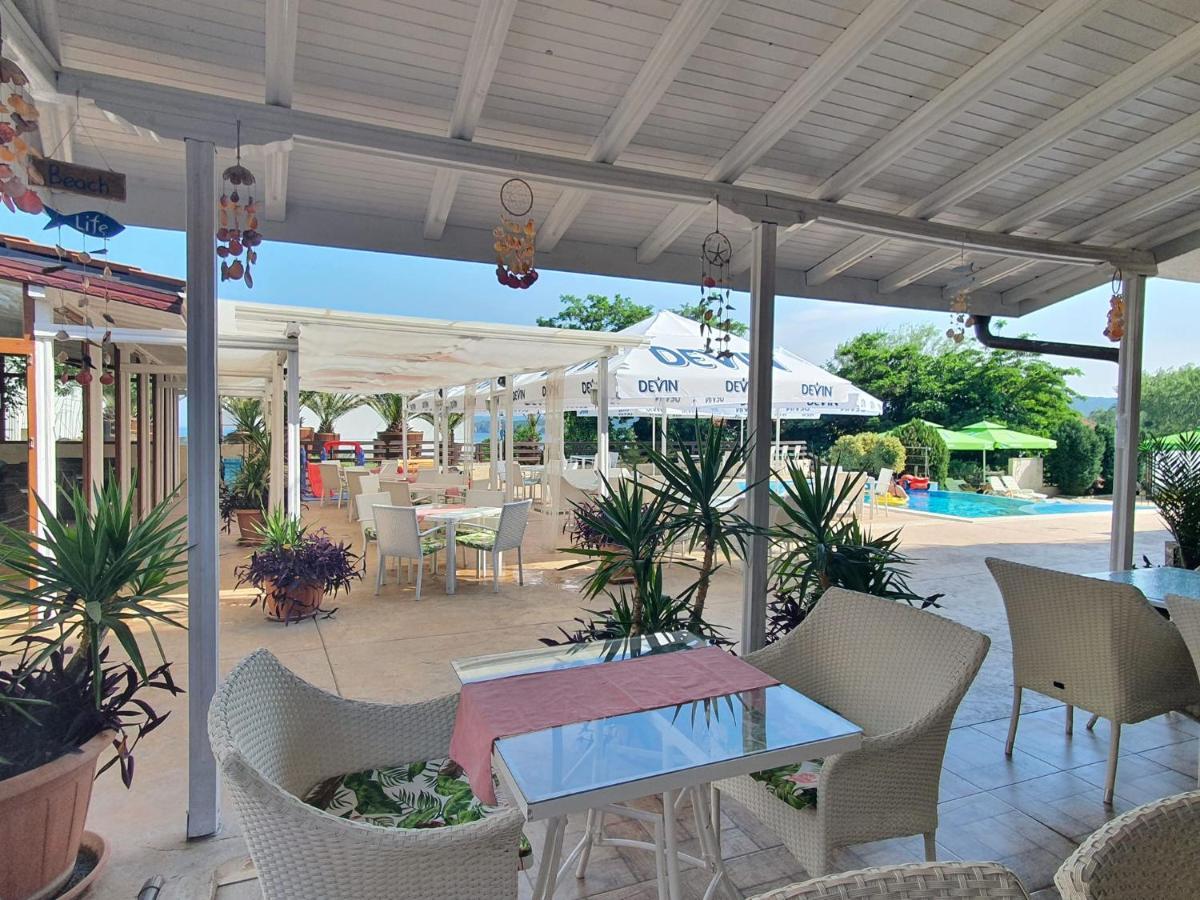 Семеен Хотел Golden Place Sozopol Ngoại thất bức ảnh