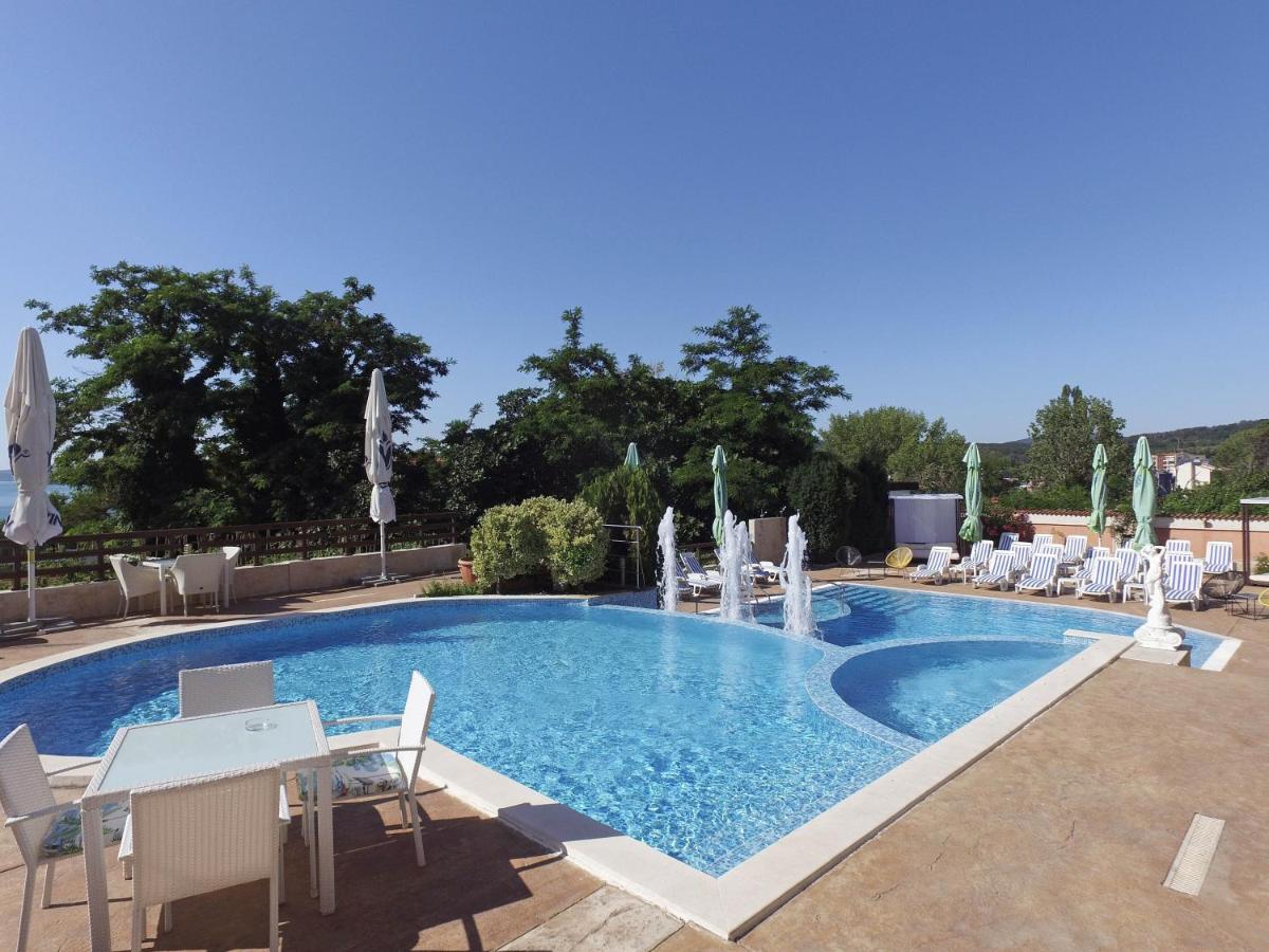 Семеен Хотел Golden Place Sozopol Ngoại thất bức ảnh