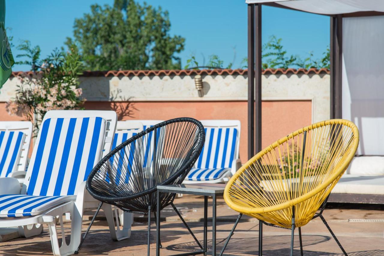 Семеен Хотел Golden Place Sozopol Ngoại thất bức ảnh