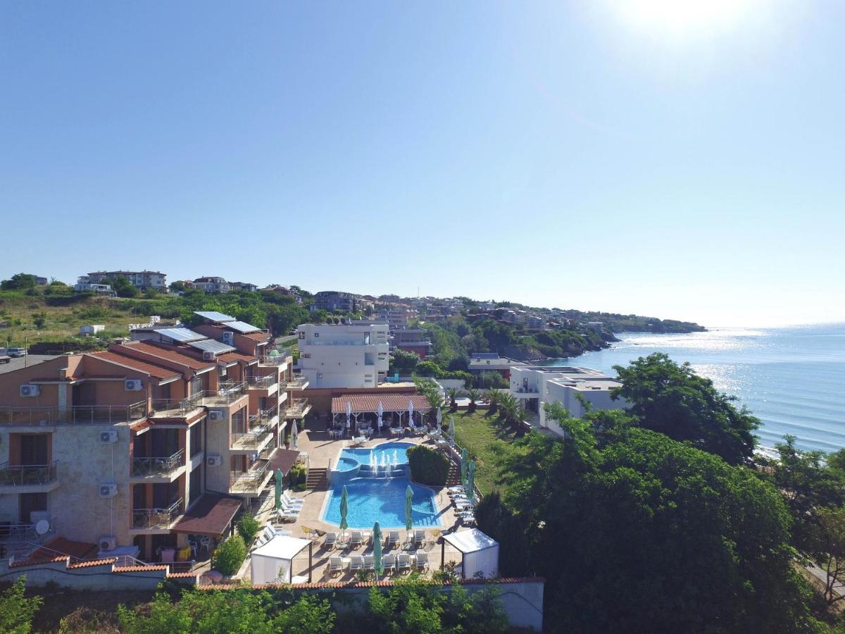 Семеен Хотел Golden Place Sozopol Ngoại thất bức ảnh