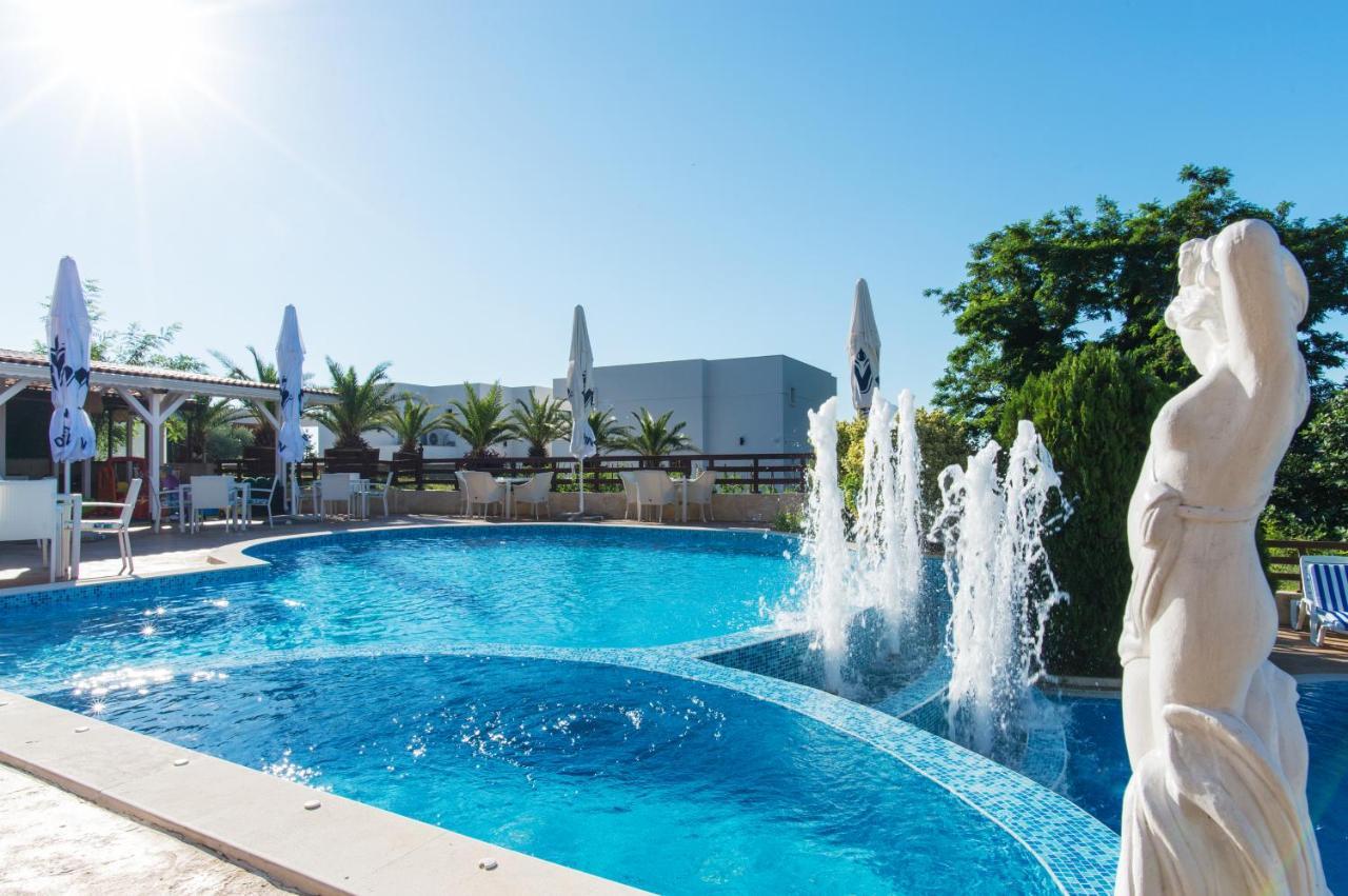 Семеен Хотел Golden Place Sozopol Ngoại thất bức ảnh