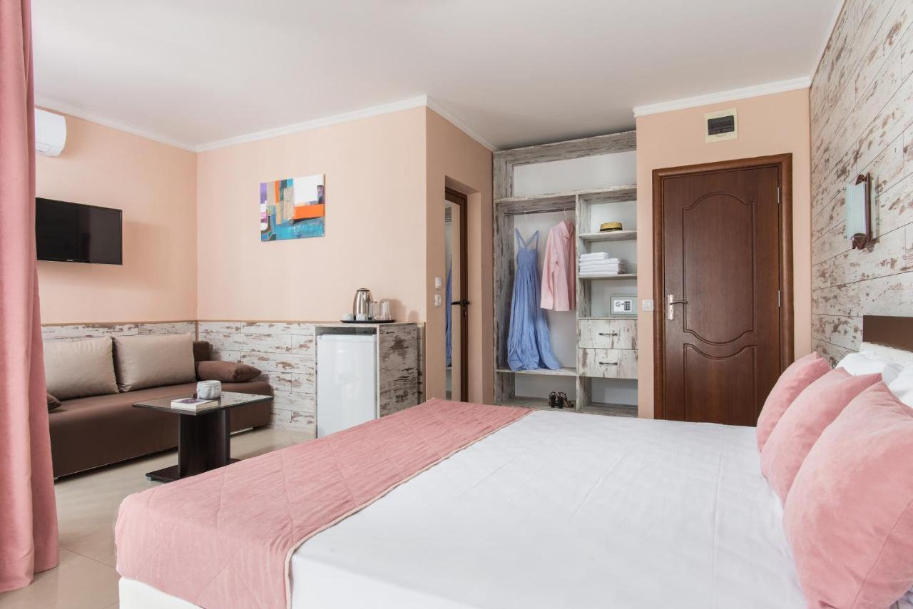 Семеен Хотел Golden Place Sozopol Ngoại thất bức ảnh